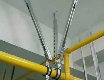 闸阀支撑架的质量要求。价格决定了平坝抗震支撑框架的质量。